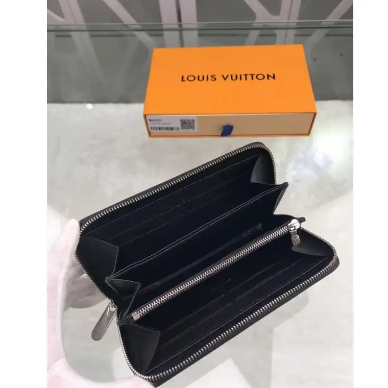 Brother Sam LV 19B570147 Bags 0423